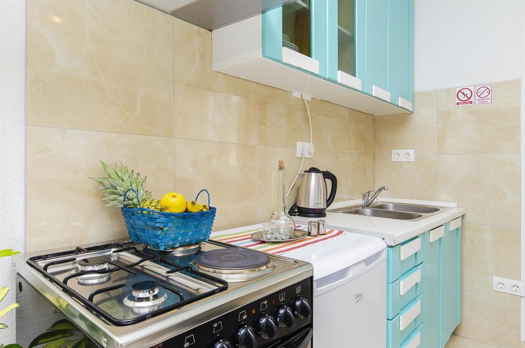 Apartments Branka トロギール エクステリア 写真